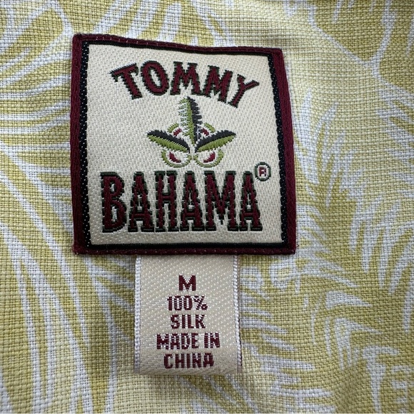 Tommy Bahama Men's Yellow Tropical Shirt Size Medium - Picture 3 of 6